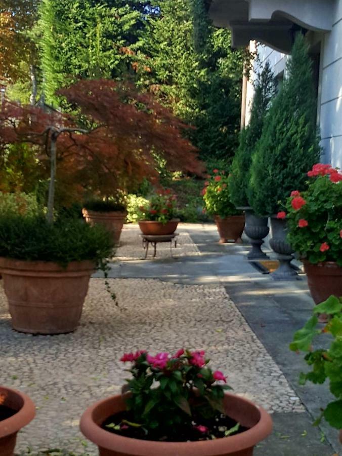 La Terrazza Sui Vigneti-Rovescala Bed & Breakfast San Damiano al Colle Exterior photo